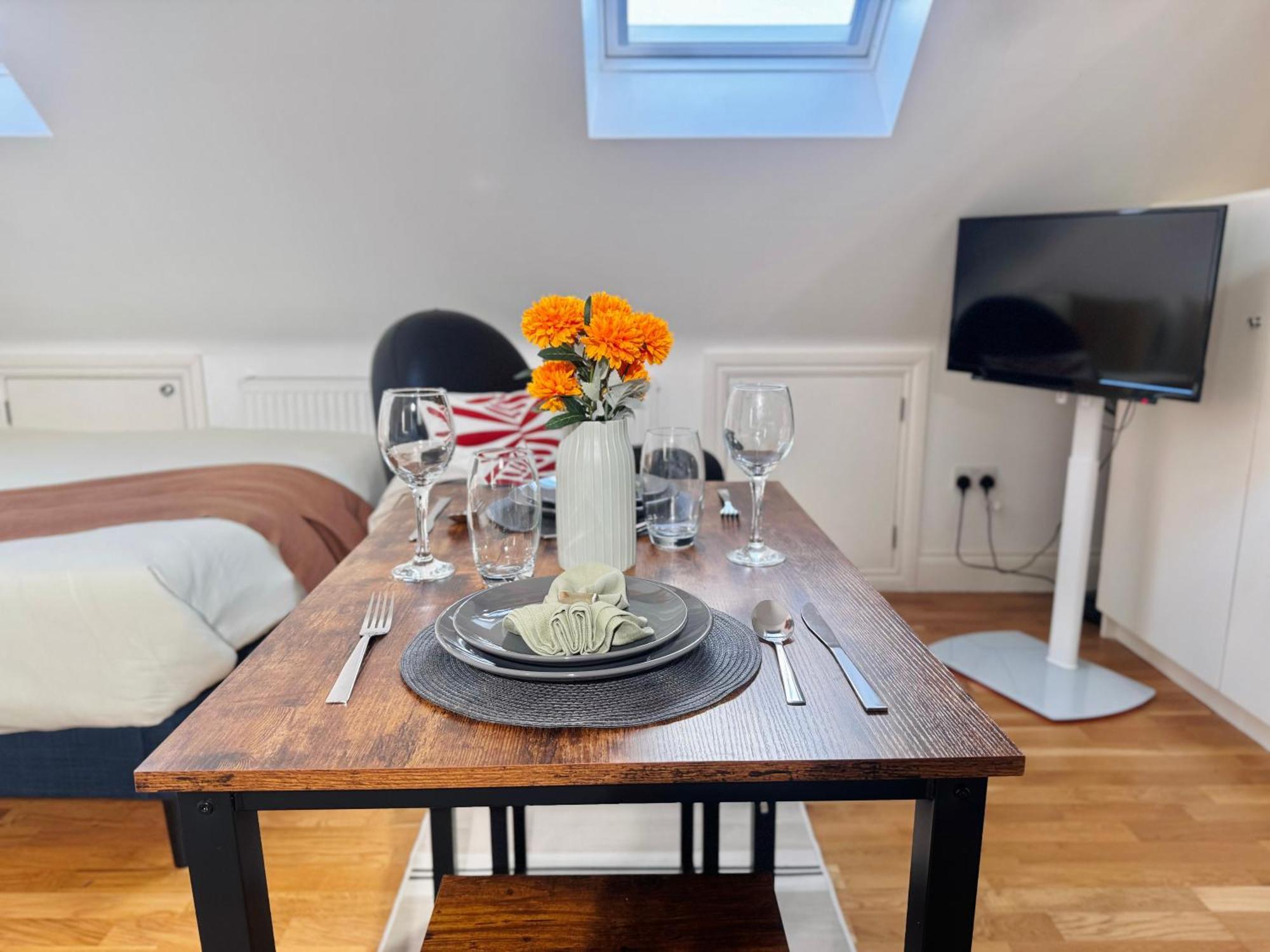 Ideal Studio Loft 30Min To Central Λονδίνο Εξωτερικό φωτογραφία